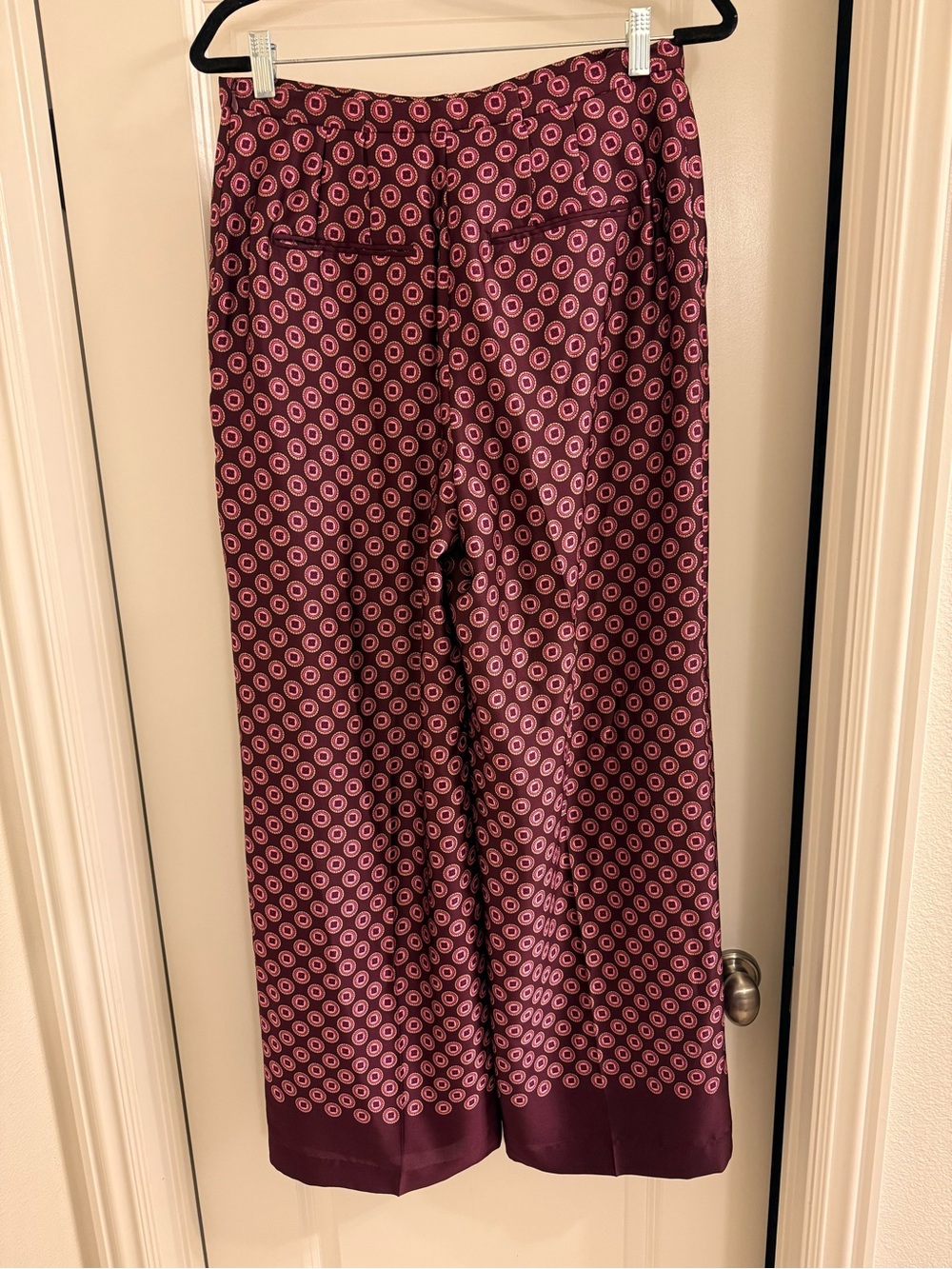Ann Taylor Plum Geometric Wide-Leg Satin Pants - Picture 3 of 4